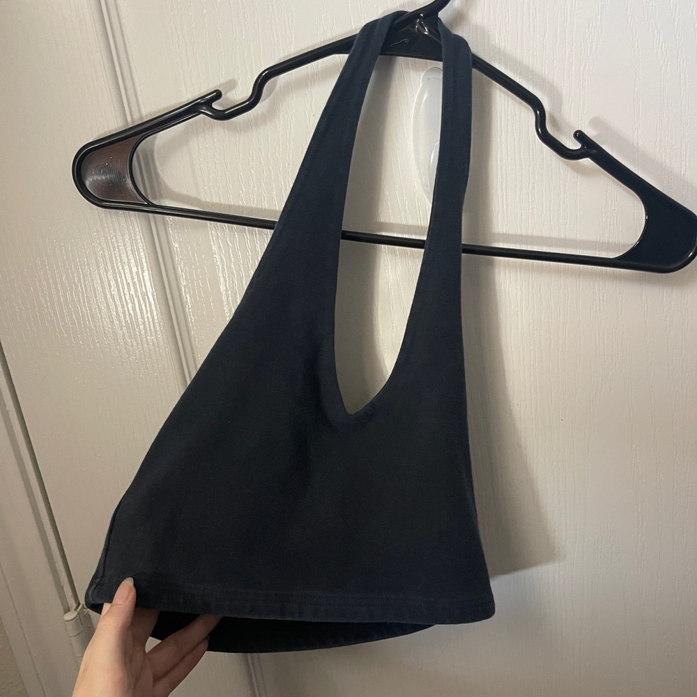 brandy melville cropped navy halter